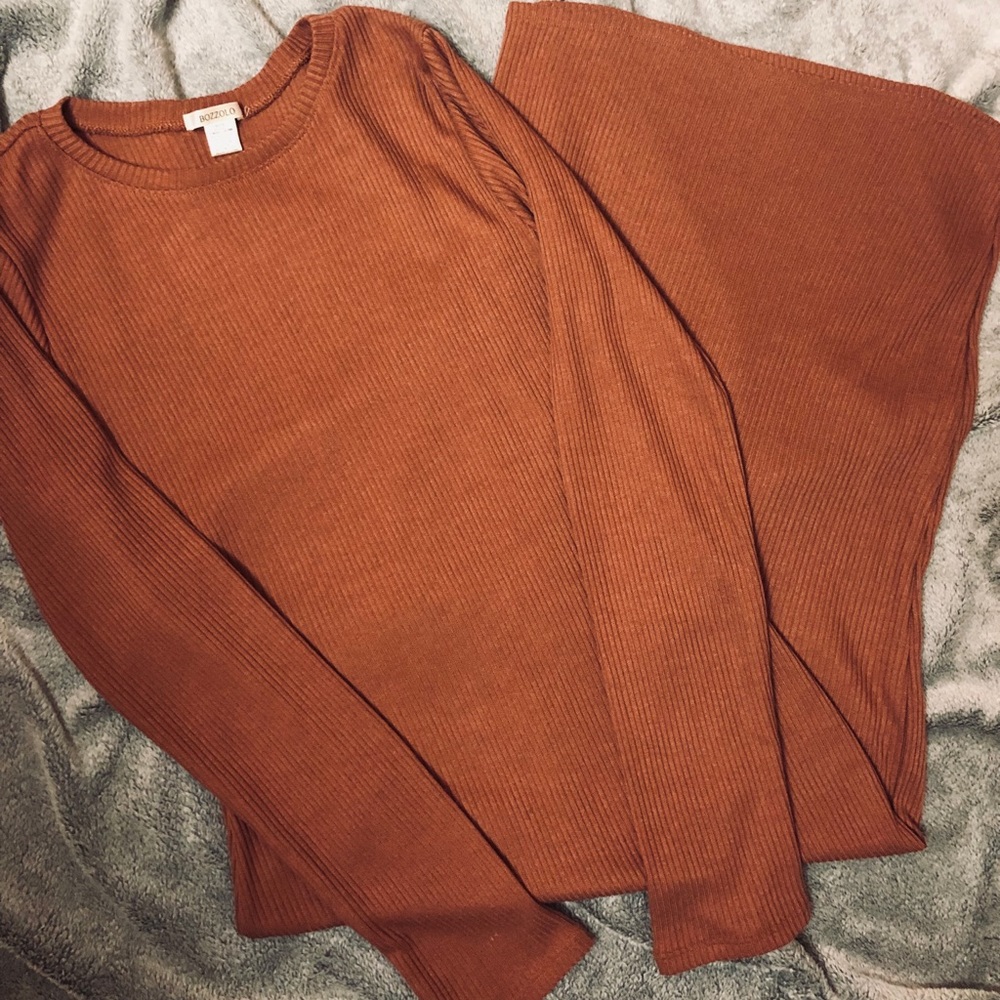 NWOT - Fashion Nova Midi Dress🌙